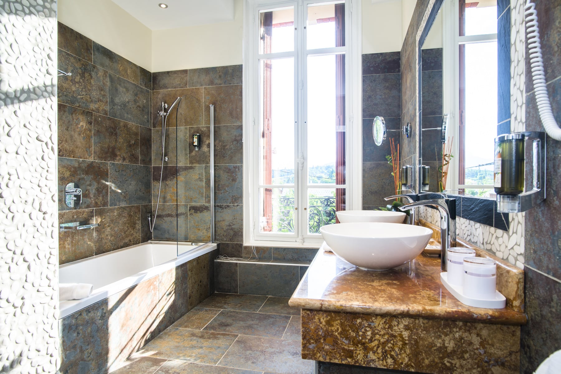 chambre hotel barcelonnette